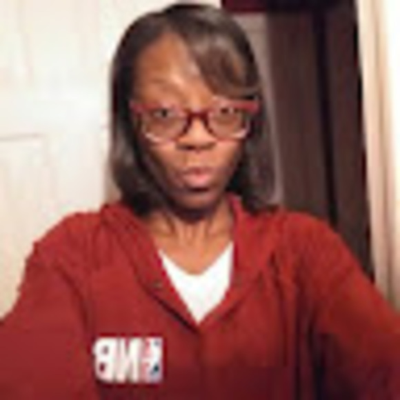 Meet your Posher, Melanie - Picture 1 of 1